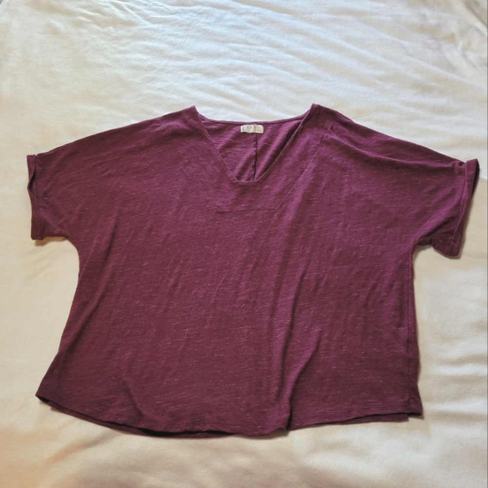 Maurices 24/7 "Roadtrip" v-neck raglan t-shirt